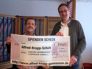 West Cup Fußballspiel der Alfred Krupp Schule, Essen zugunsten der Elterninitiative